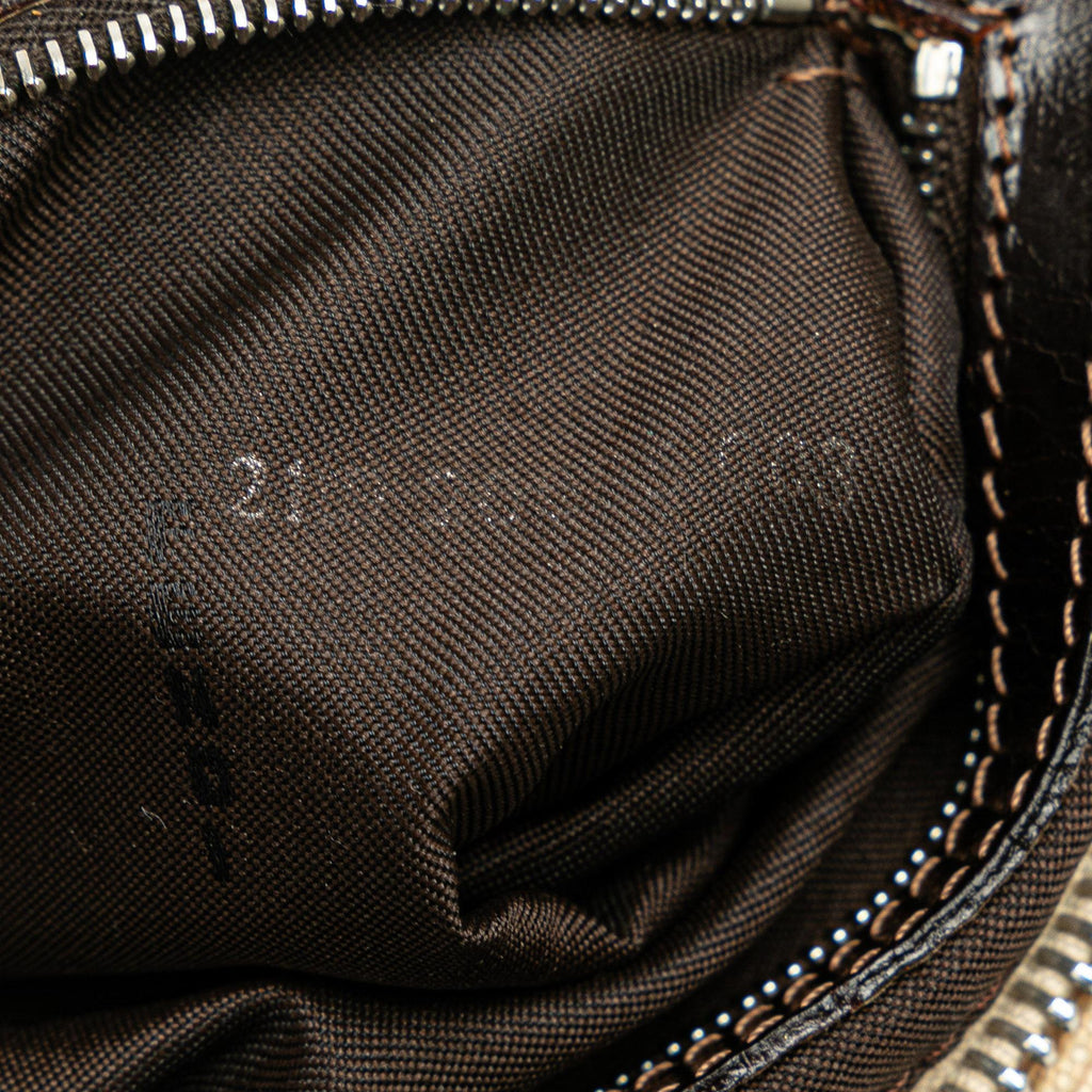 Fendi Zucca Canvas Shoulder Bag (SHG-7IObf1)