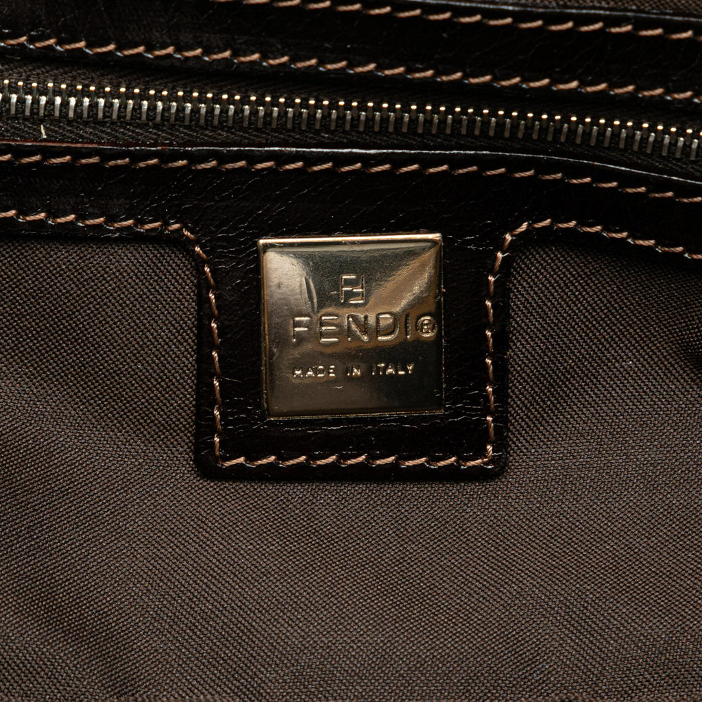Fendi Zucca Canvas Shoulder Bag (SHG-7IObf1)