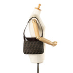 Fendi Zucca Canvas Shoulder Bag (SHG-qsxvz4)