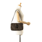 Fendi Zucca Canvas Shoulder Bag (SHG-wUEn4V)