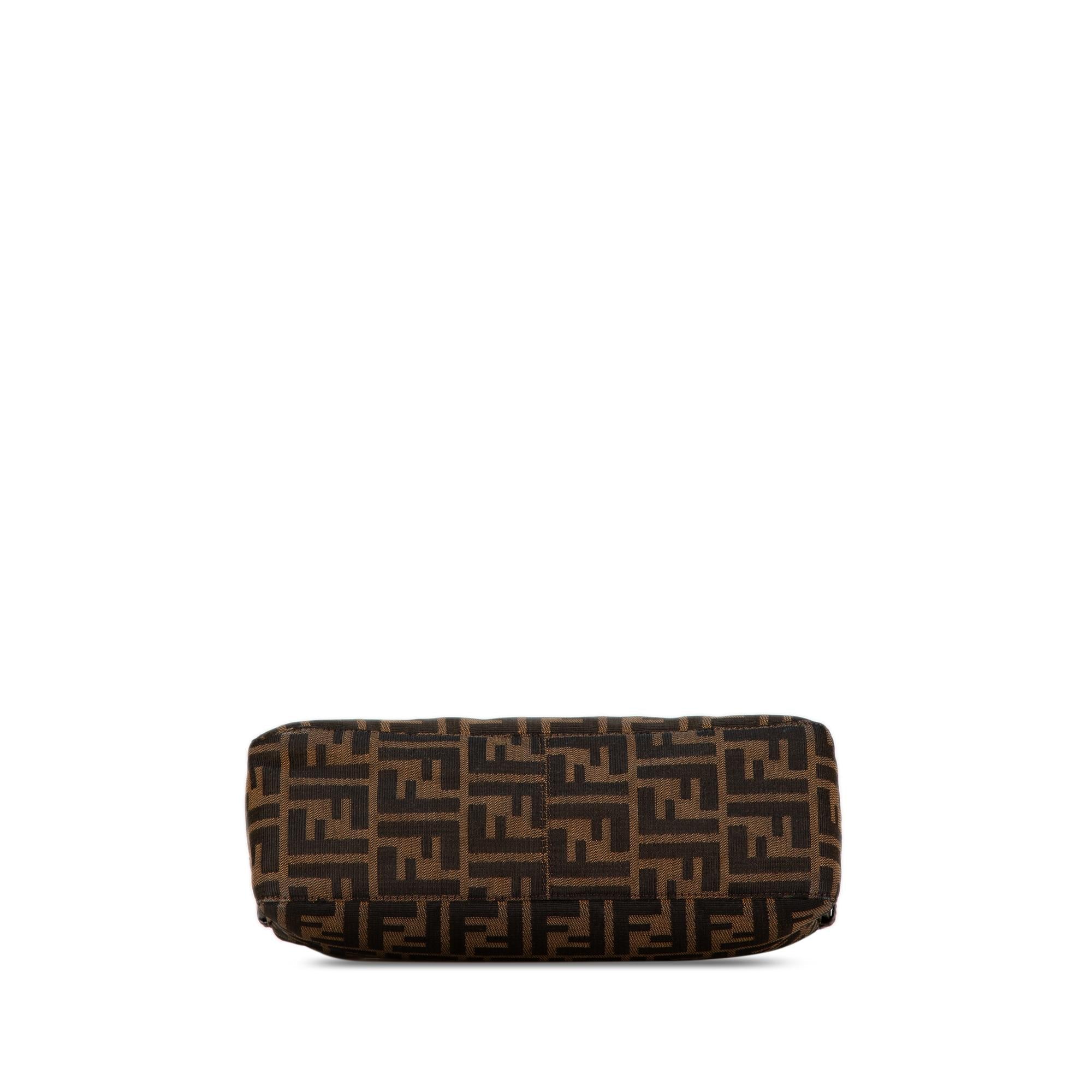 Fendi Zucca Canvas Shoulder Bag (SHG-8LPUrv)