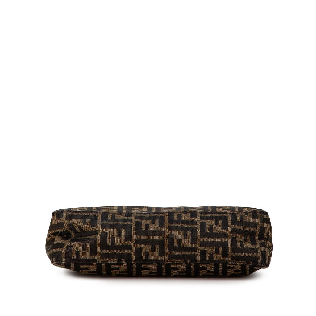 Fendi Zucca Canvas Shoulder Bag (SHG-MbXOYt)