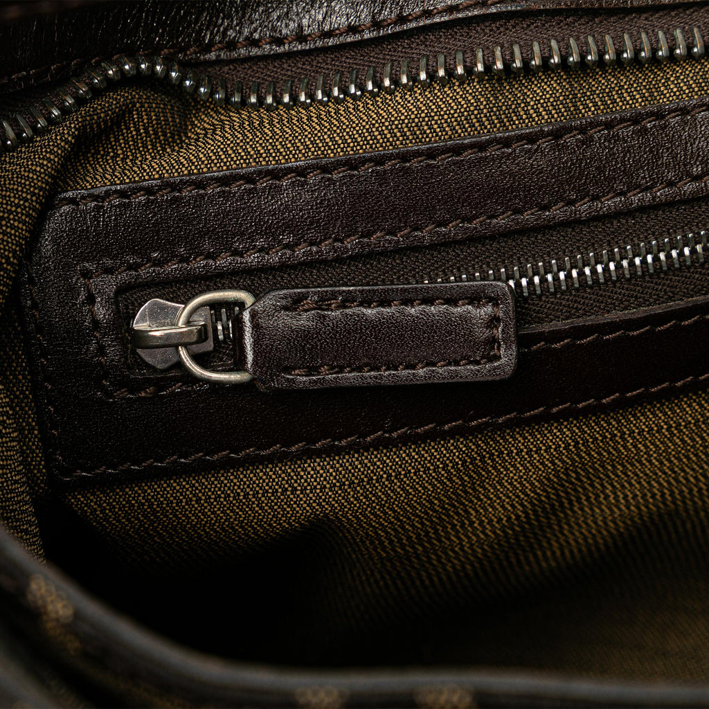 Fendi Zucca Canvas Shoulder Bag (SHG-MbXOYt)