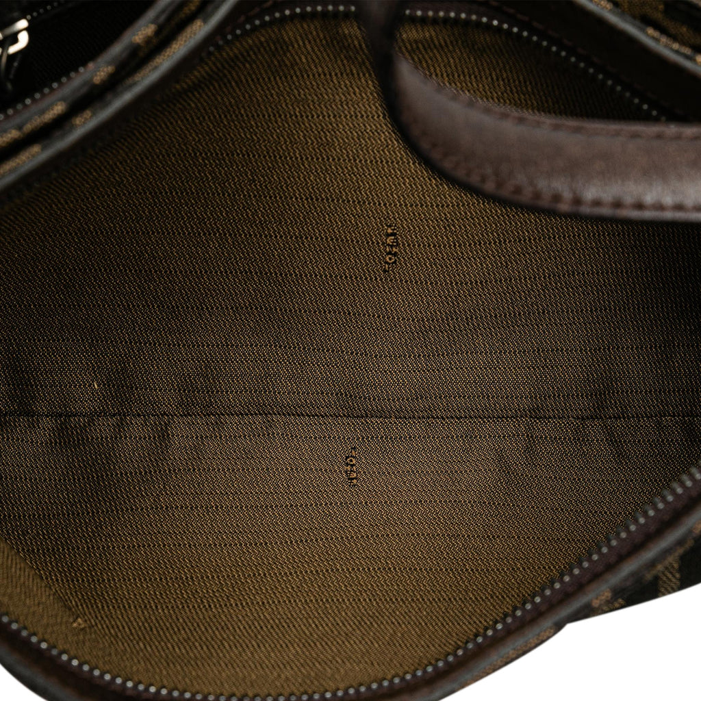 Fendi Zucca Canvas Shoulder Bag (SHG-MbXOYt)