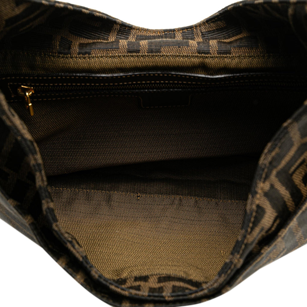 Fendi Zucca Canvas Shoulder Bag (SHG-mzTwj1)