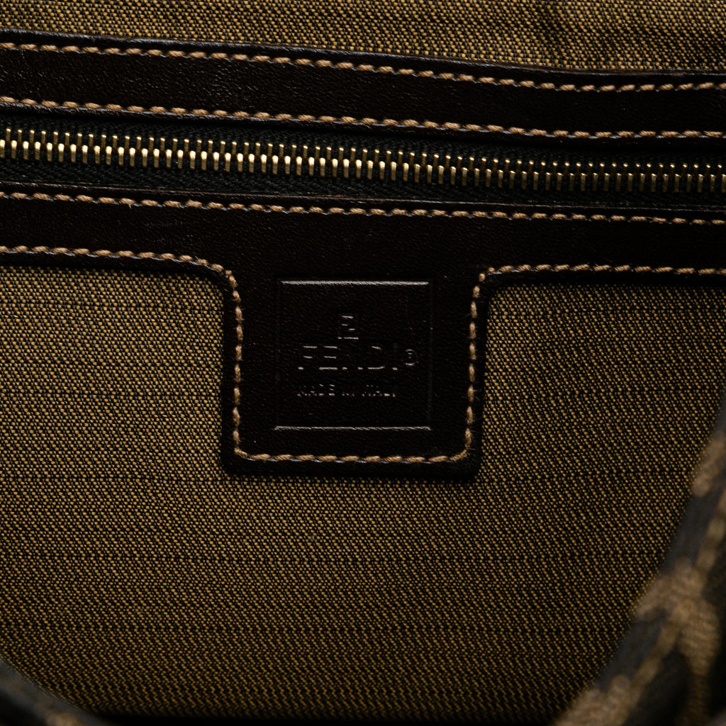 Fendi Zucca Canvas Shoulder Bag (SHG-mzTwj1)