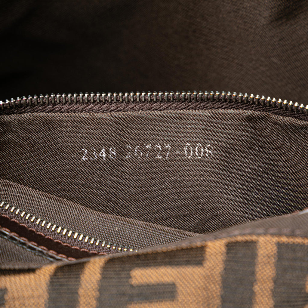 Fendi Zucca Canvas Shoulder Bag (SHG-bRAhLw)