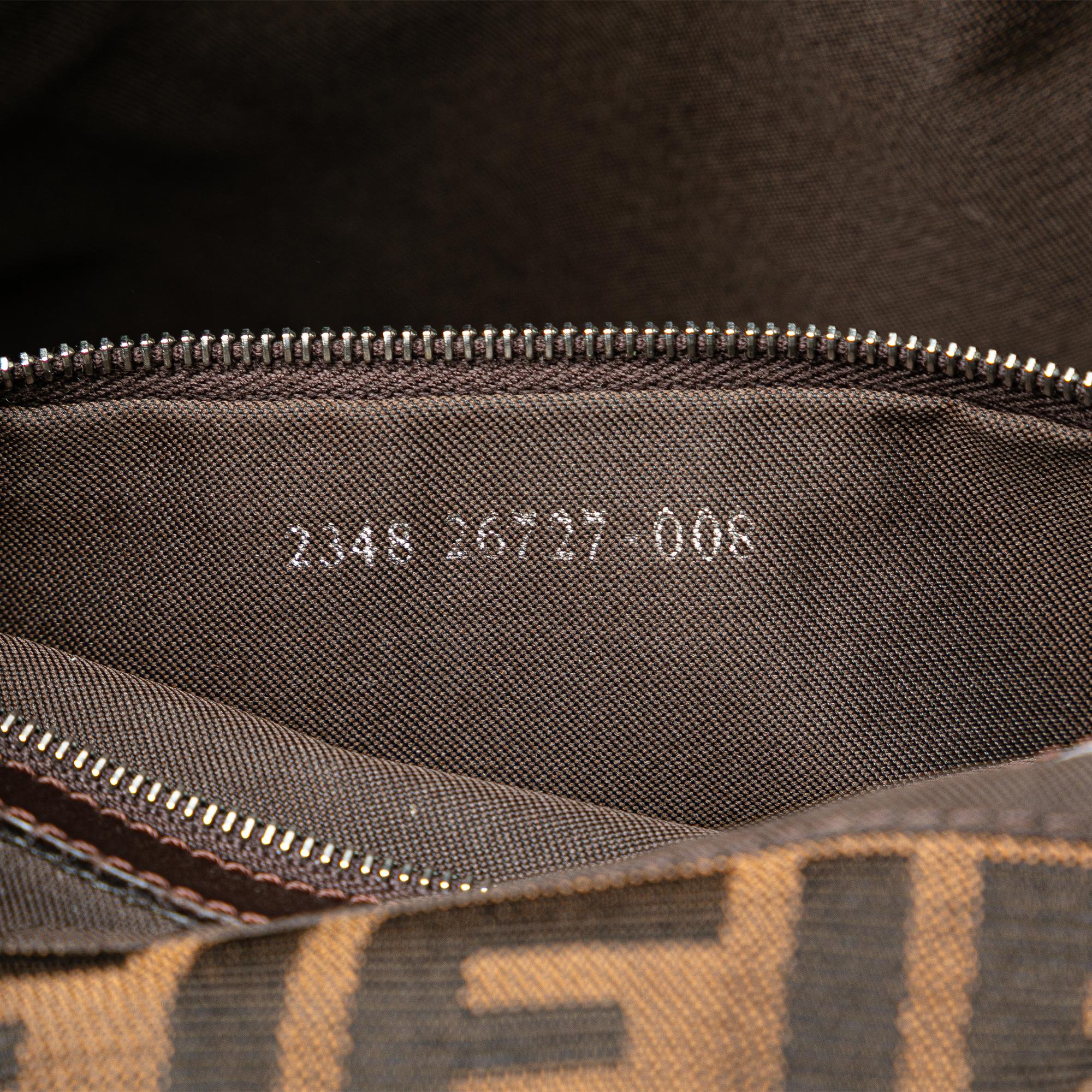Fendi Zucca Canvas Shoulder Bag (SHG-bRAhLw)