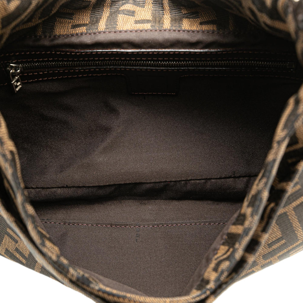 Fendi Zucca Canvas Shoulder Bag (SHG-E19XfD)