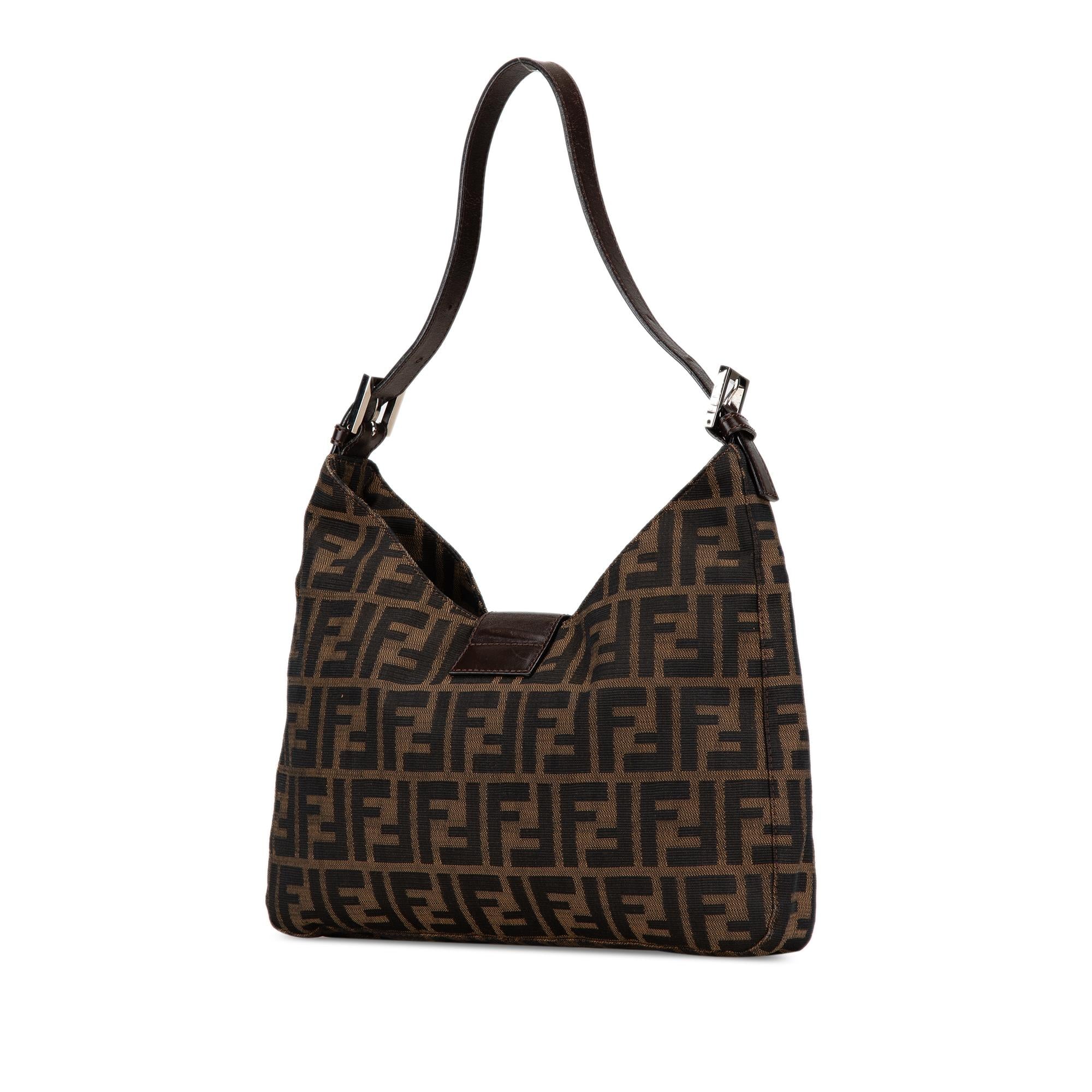 Fendi Zucca Canvas Shoulder Bag (SHG-E19XfD)