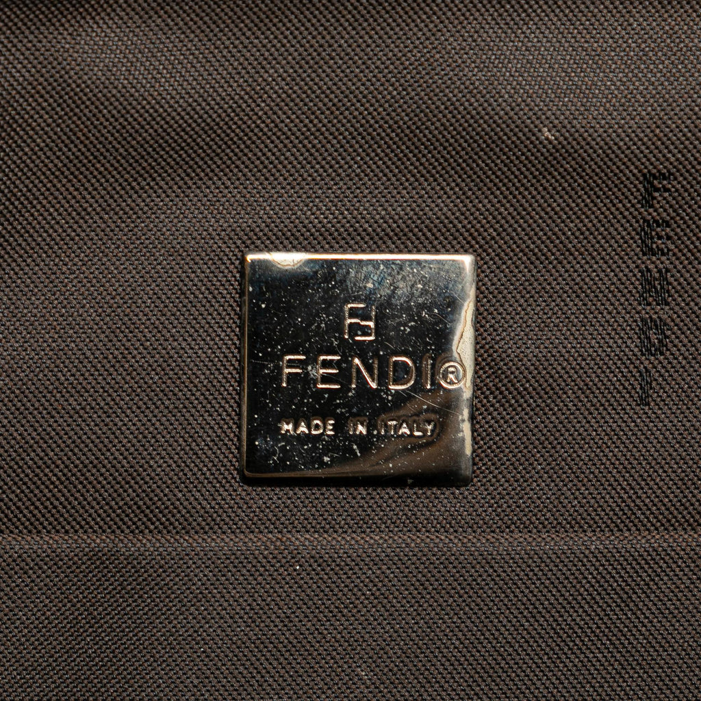 Fendi Zucca Canvas Shoulder Bag (SHG-go7jDs)
