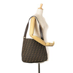 Fendi Zucca Canvas Shoulder Bag (SHG-yOwRMC)