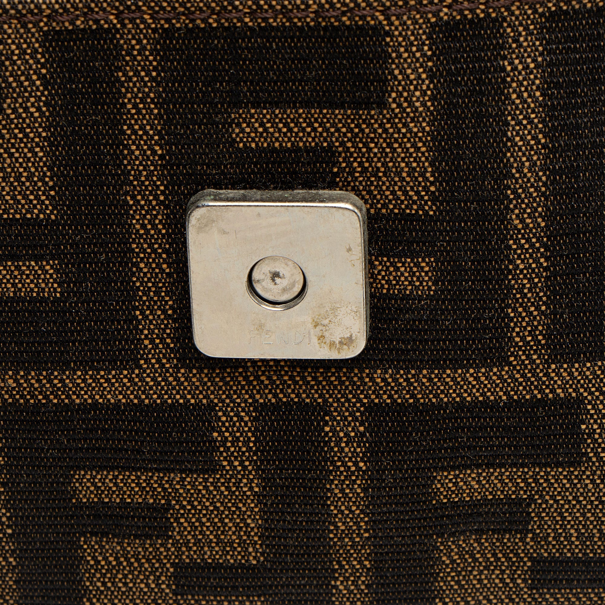 Fendi Zucca Zip Top Shoulder Bag (SHF-RhBEmx)