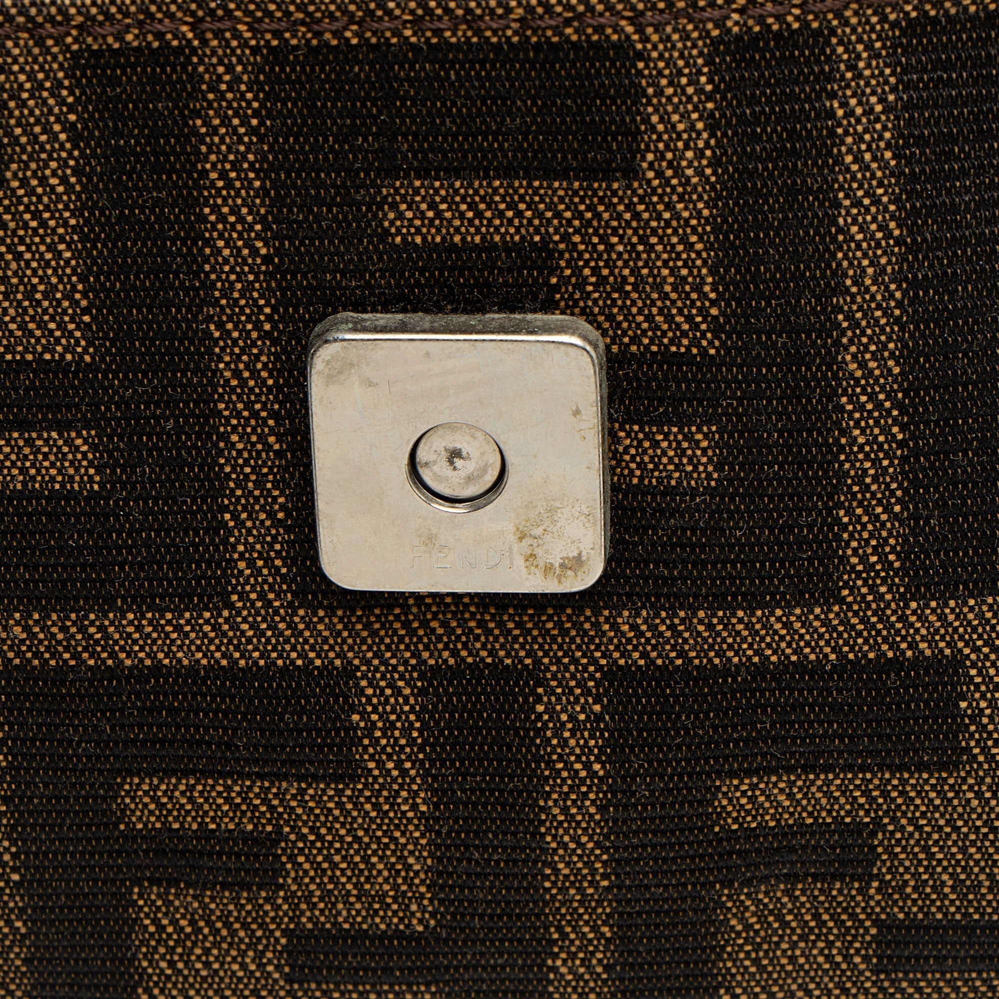 Fendi Zucca Zip Top Shoulder Bag (SHF-RhBEmx)