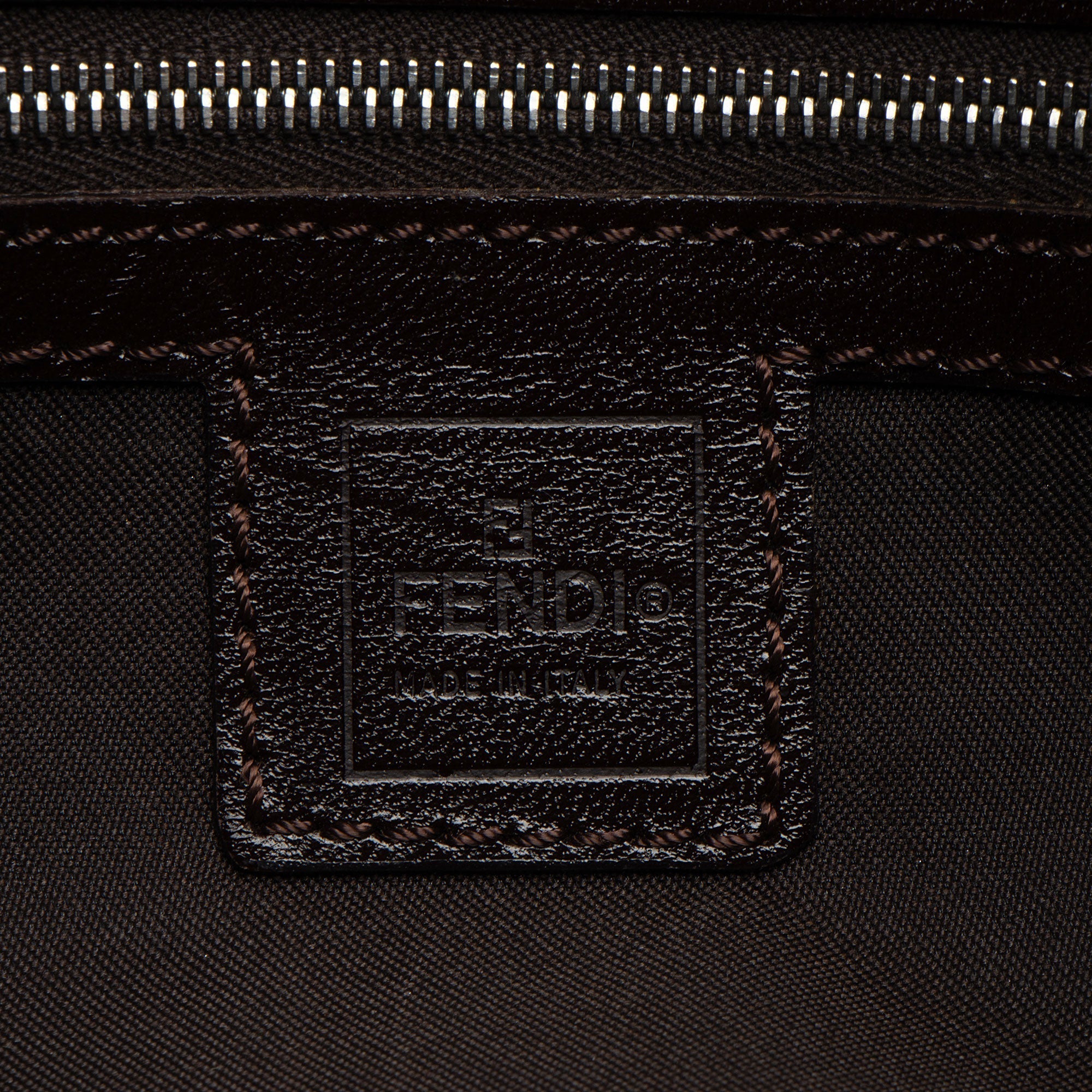 Fendi Zucca Zip Top Shoulder Bag (SHF-RhBEmx)