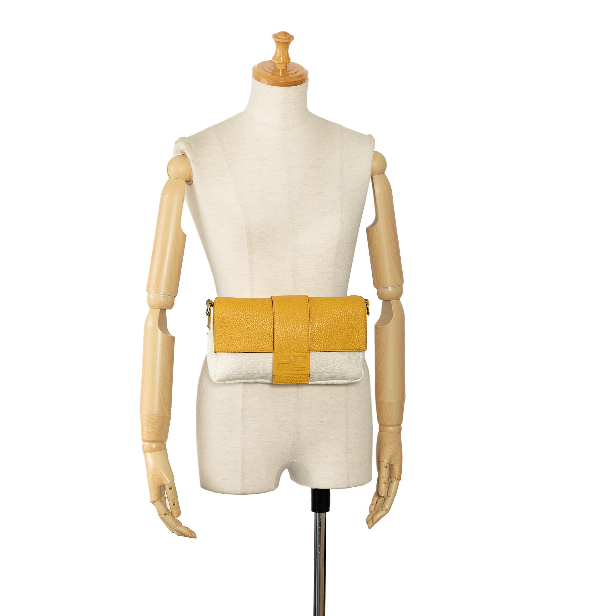 Fendi Zucca Canvas and Leather Convertible Baguette (SHG-KaNFYi)