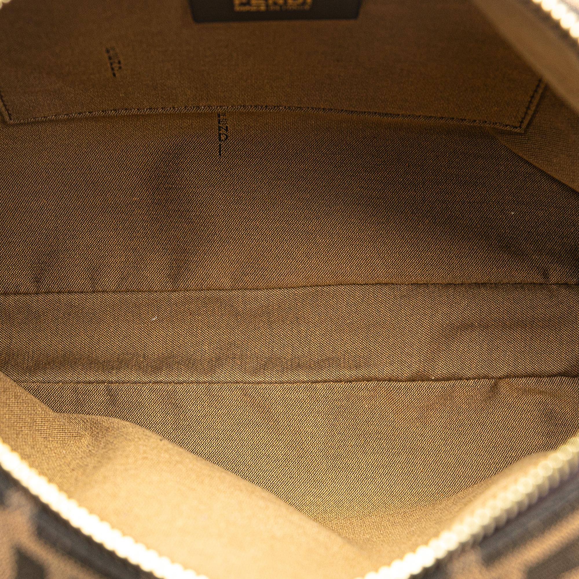 Fendi Zucca Chef Canvas Crossbody (SHG-n5NDwY)