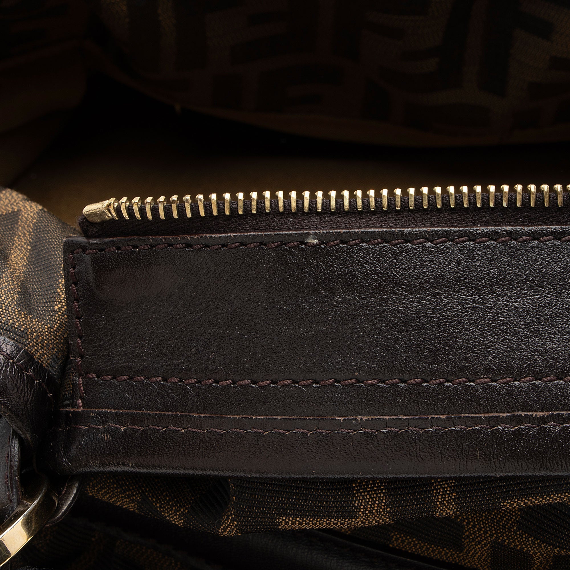 Fendi Zucca Chef Large Tote (SHF-YB3b1E)