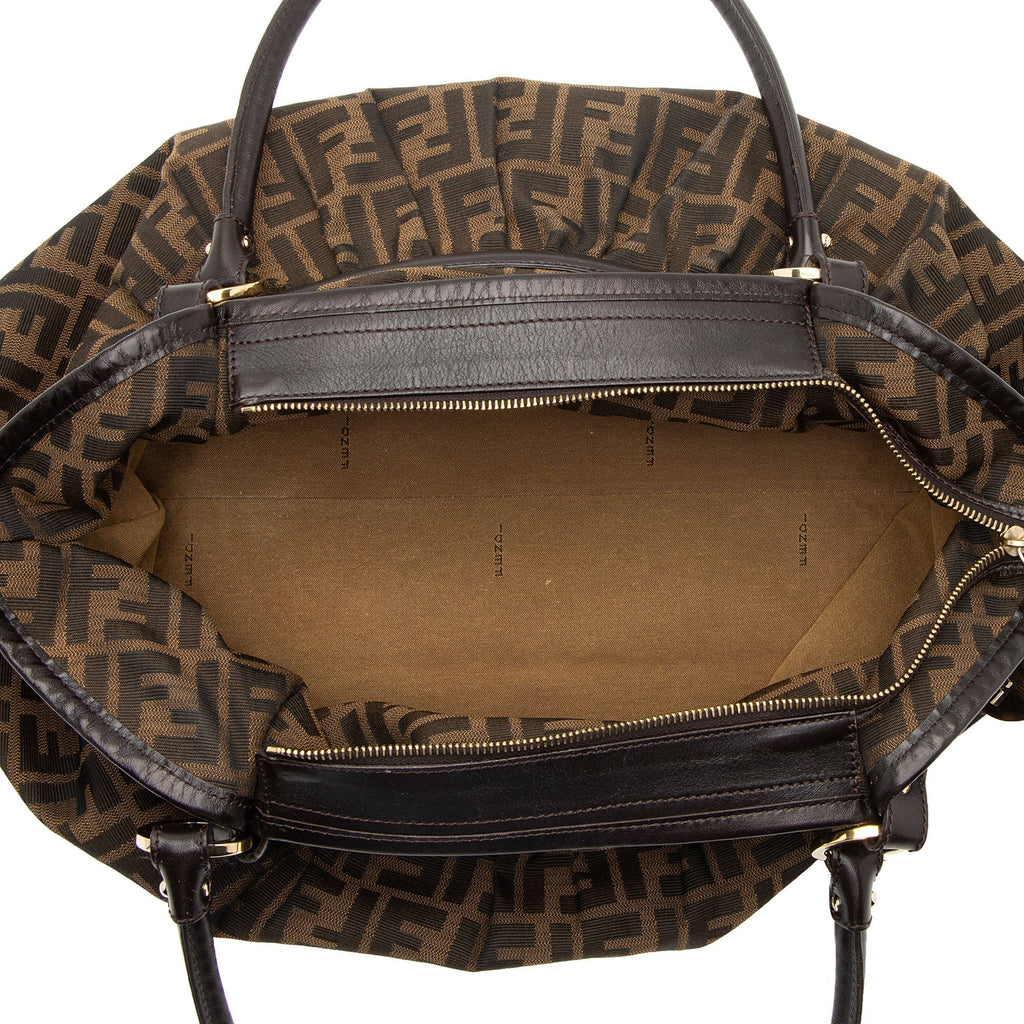Fendi Zucca Chef Large Tote (SHF-YB3b1E)