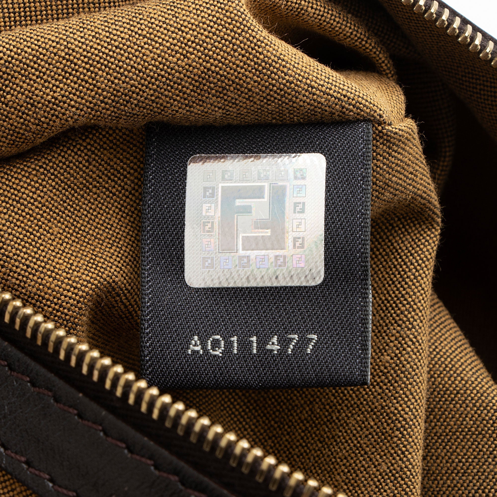Fendi Zucca Chef Large Tote (SHF-YB3b1E)