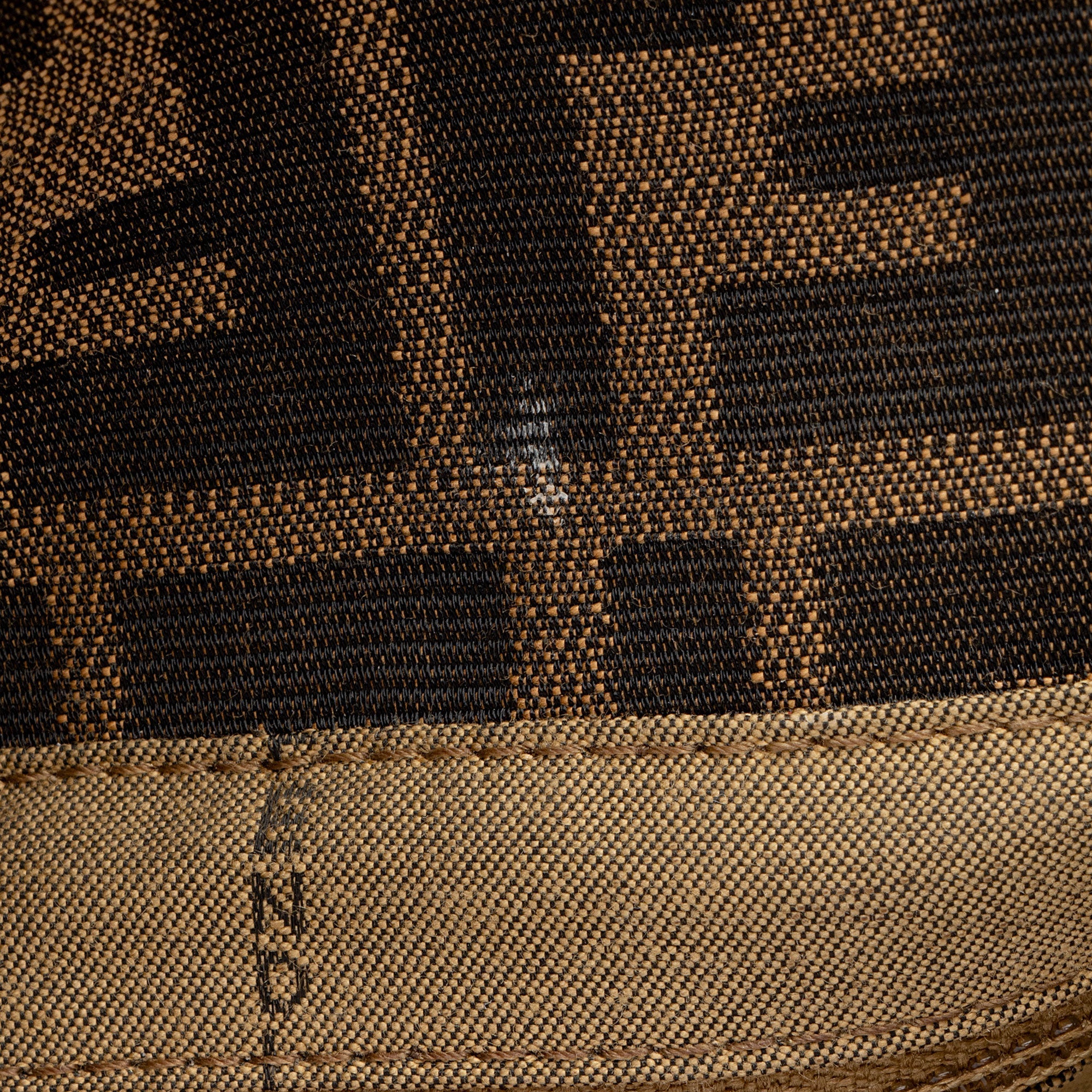 Fendi Zucca Chef Pocket Large Tote (SHF-8gWlAc)