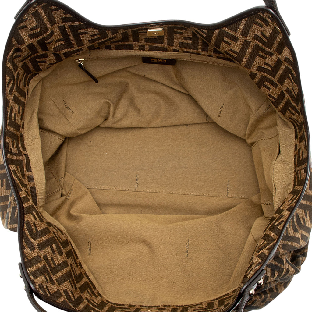 Fendi Zucca Chef Pocket Large Tote (SHF-8gWlAc)