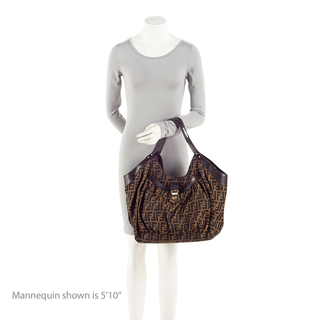 Fendi Zucca Chef Pocket Large Tote (SHF-8gWlAc)