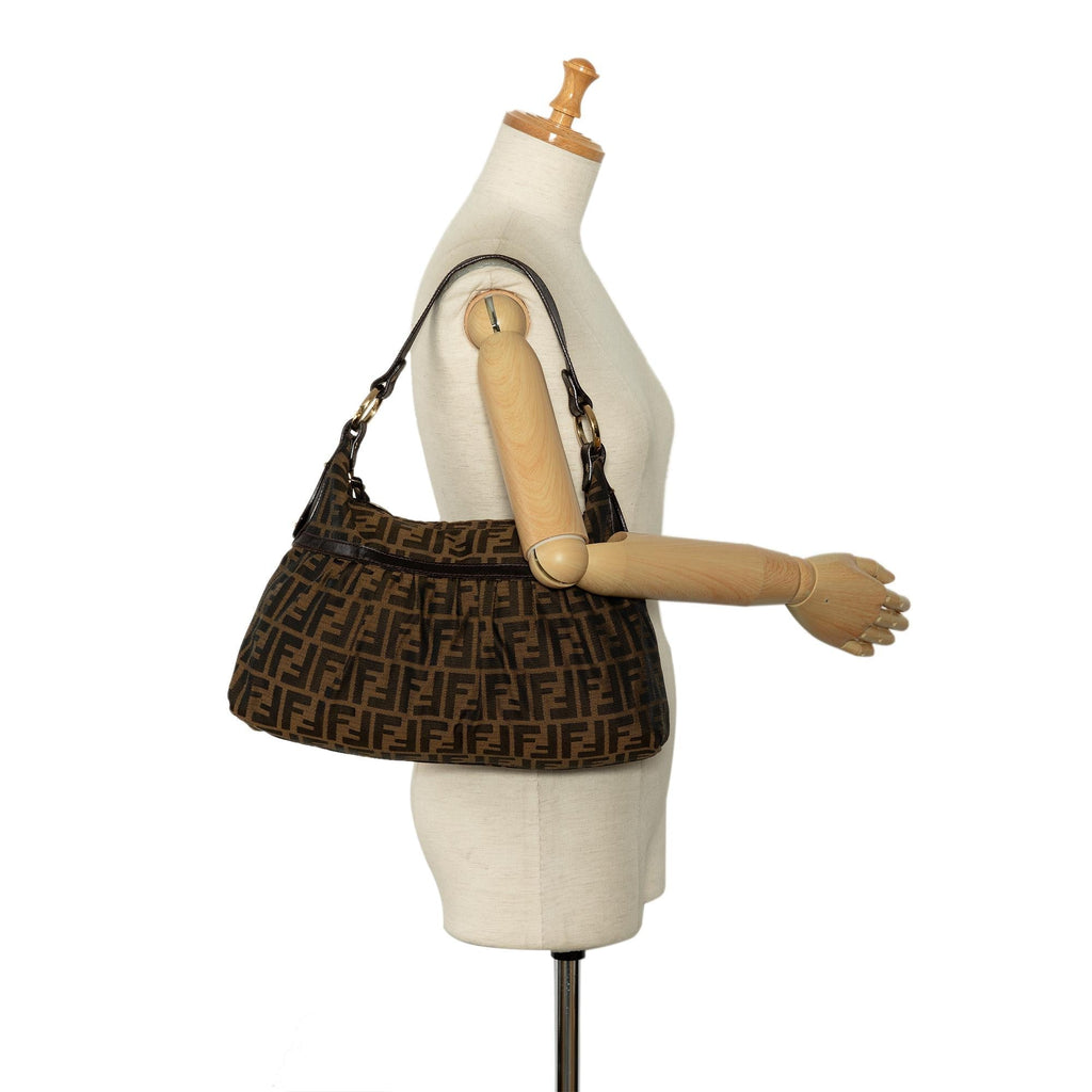Fendi Zucca Chef Shoulder Bag (SHG-XpJn4U)