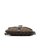 Fendi Zucca Chef Zip Crossbody (SHG-VwoC0T)