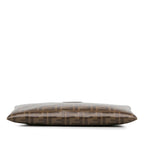 Fendi Zucca Clutch (SHG-PXmJ8h)