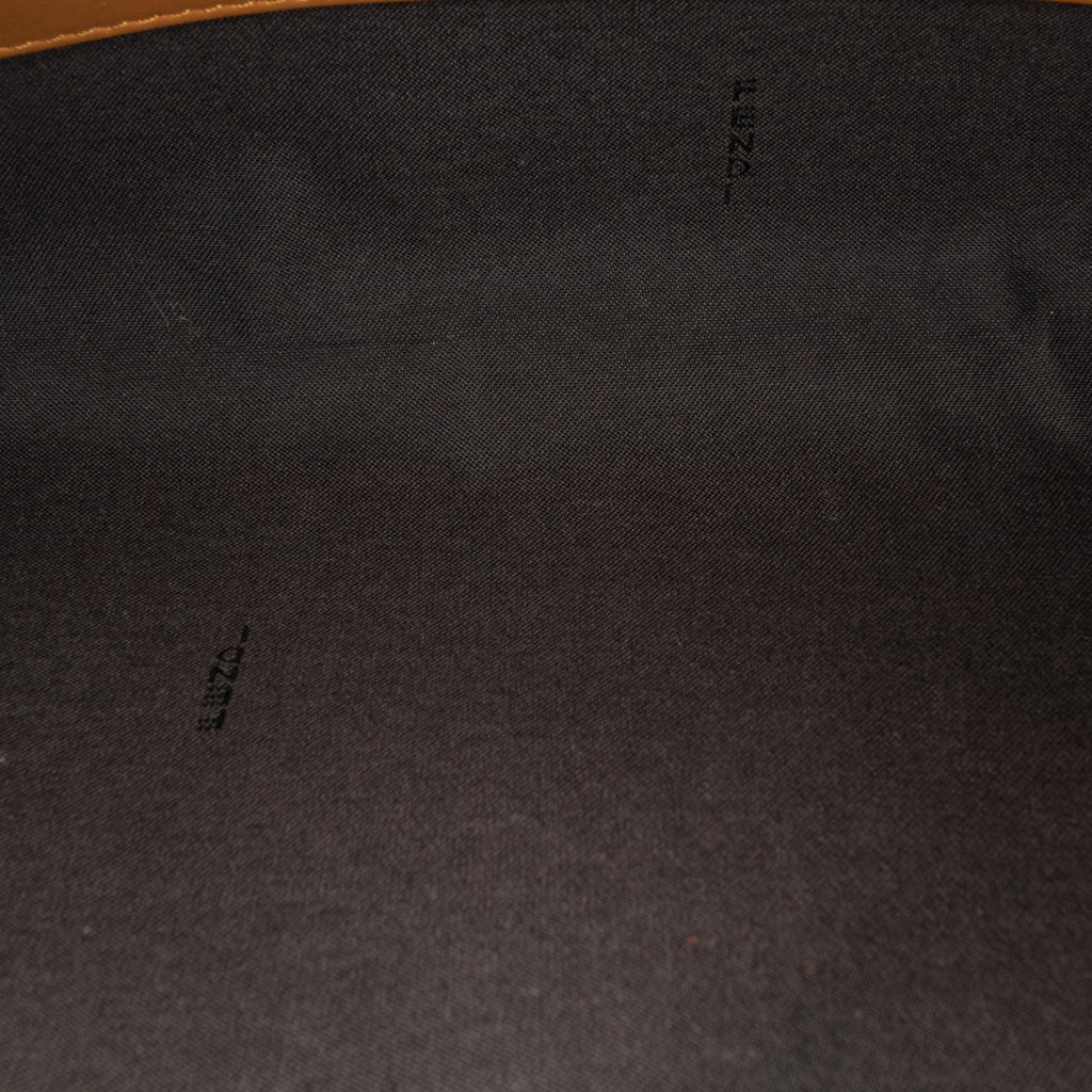 Fendi Zucca Clutch (SHG-PXmJ8h)