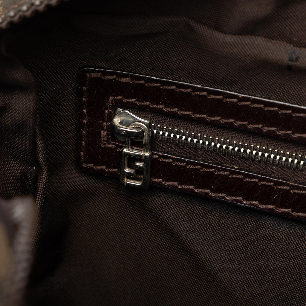 Fendi Zucca Crossbody (SHG-oMjQji)