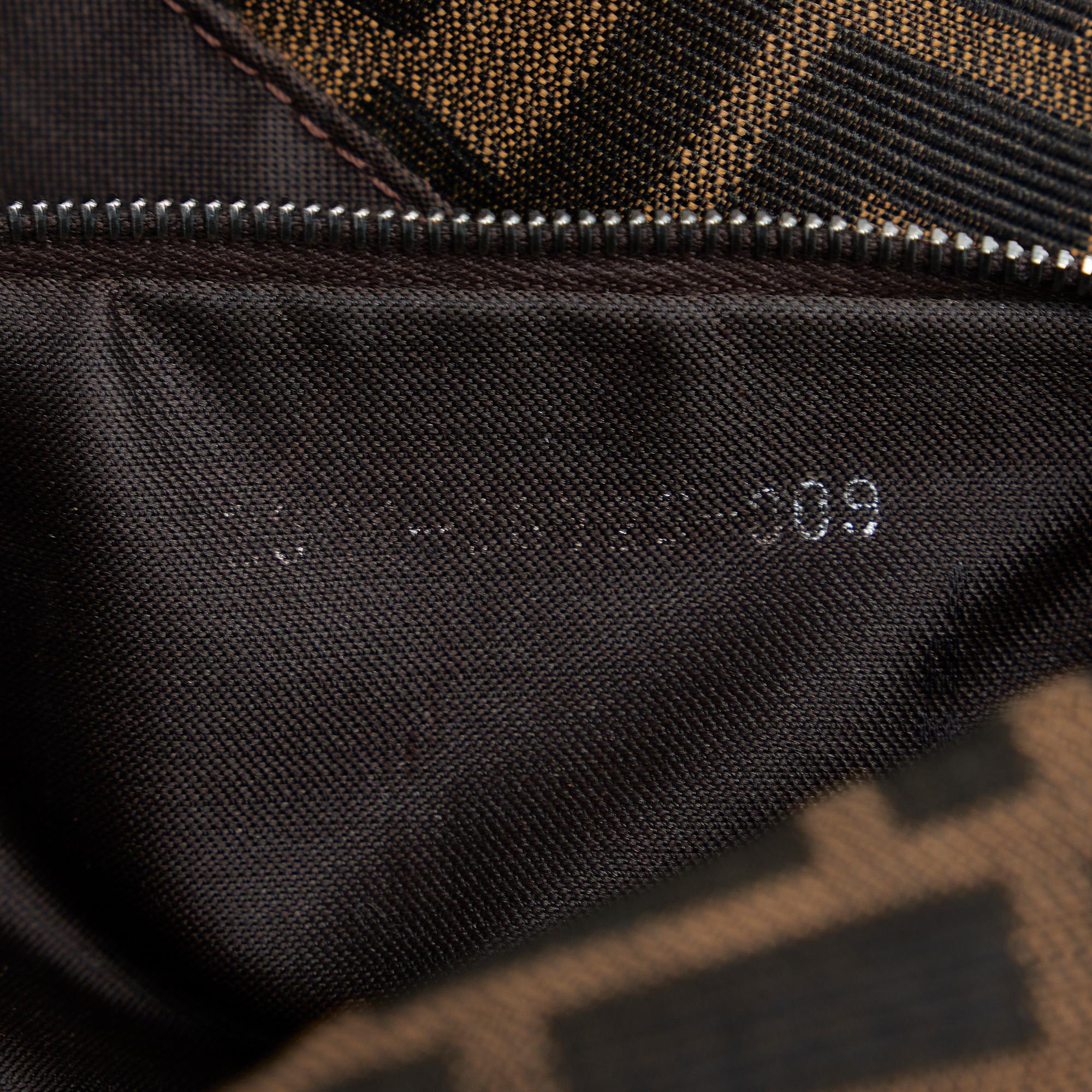 Fendi Zucca Double Flap Baguette (SHG-grLUIg)