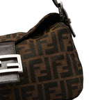 Fendi Zucca Double Flap Baguette (SHG-DmHE3n)