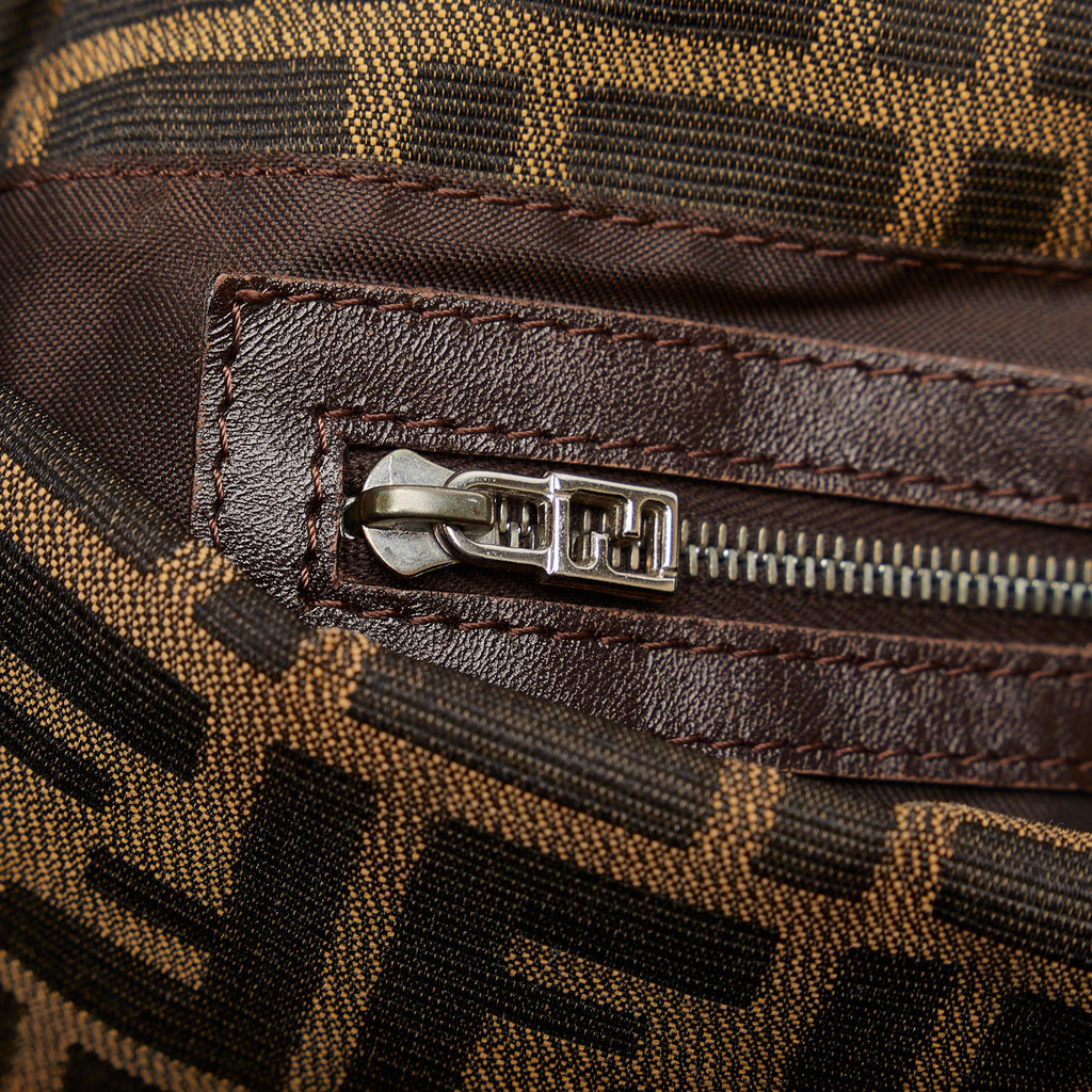 Fendi Zucca Double Flap Shoulder Bag (SHG-oSvq5T)