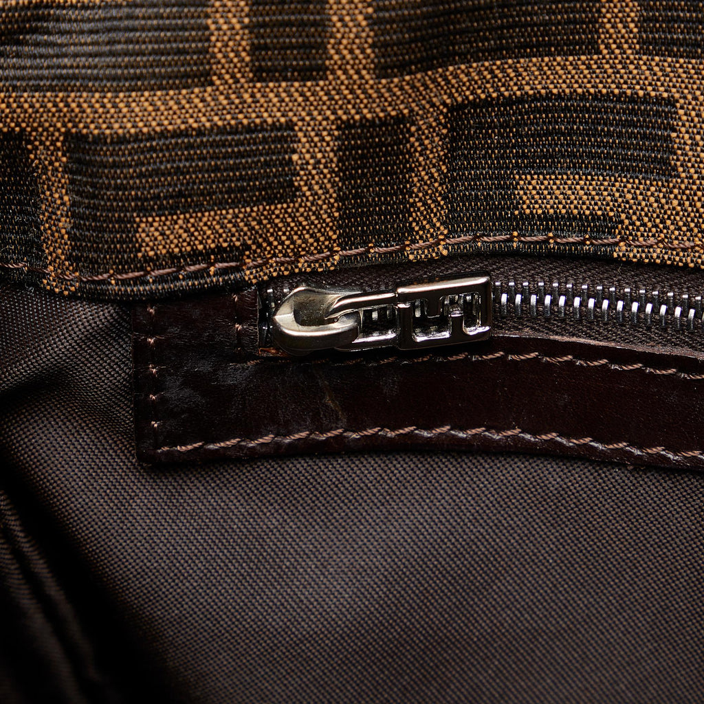 Fendi Zucca Double Flap Shoulder Bag (SHG-3yfrKu)