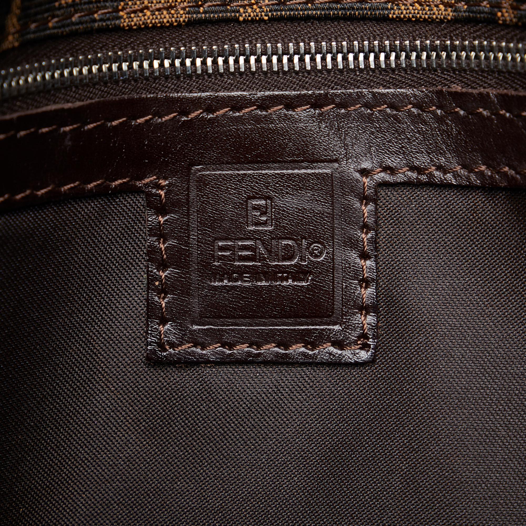 Fendi Zucca Double Flap Shoulder Bag (SHG-3yfrKu)