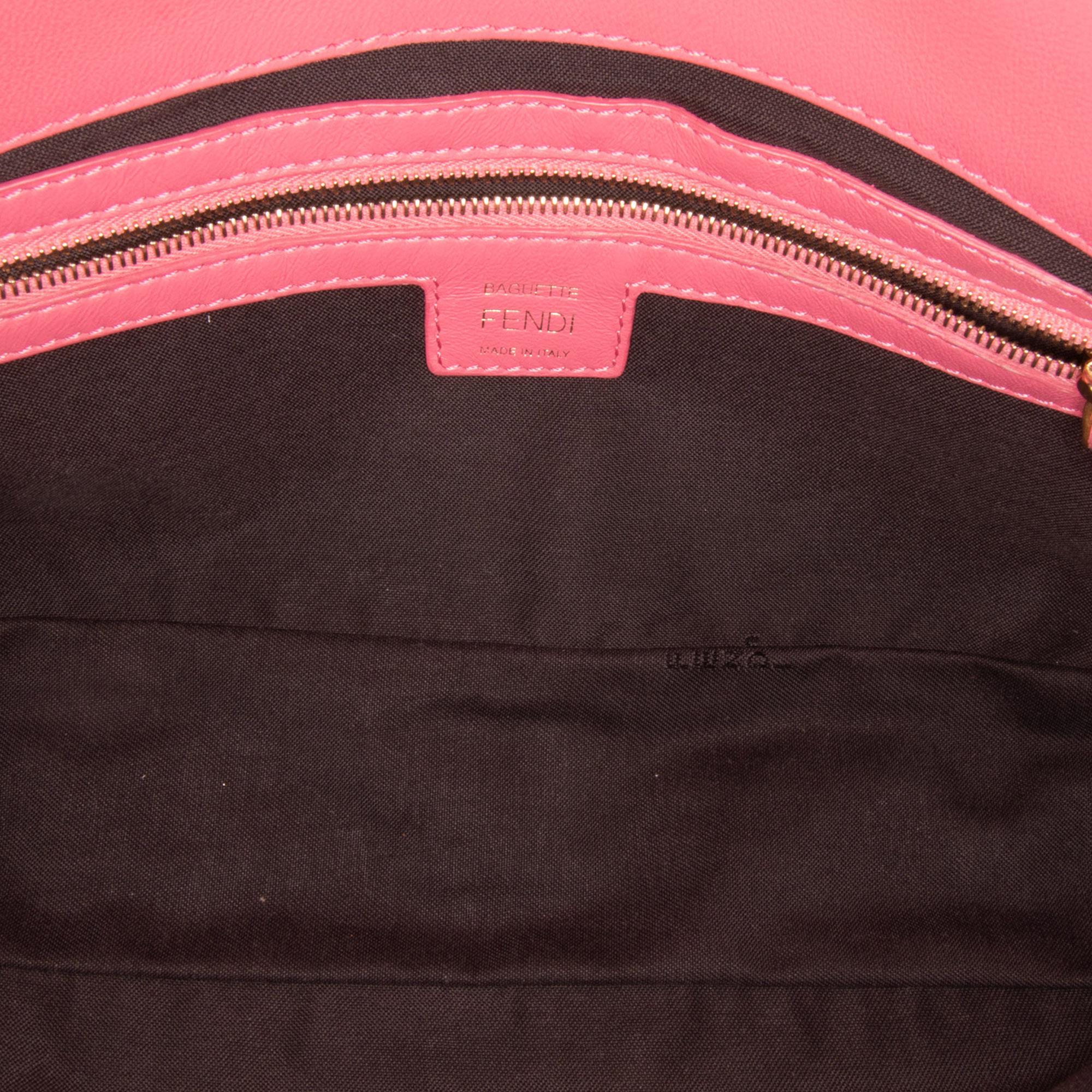 Fendi Zucca Embossed Baguette Satchel (SHG-PnP7Su)