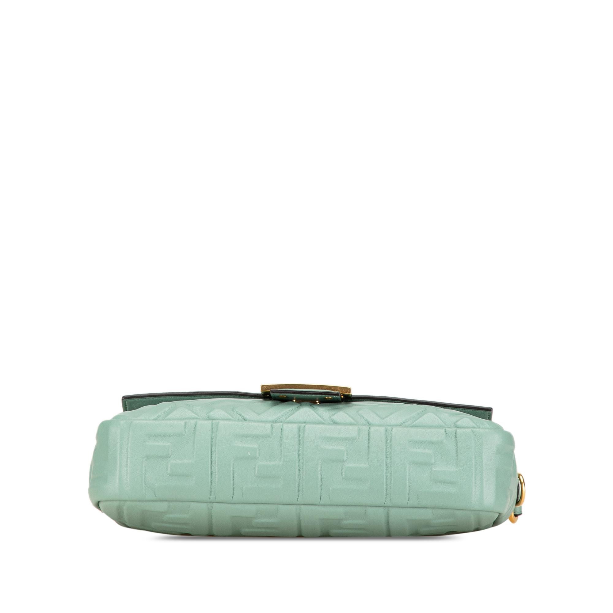 Fendi Zucca Embossed Baguette Satchel (SHG-GbOflU)