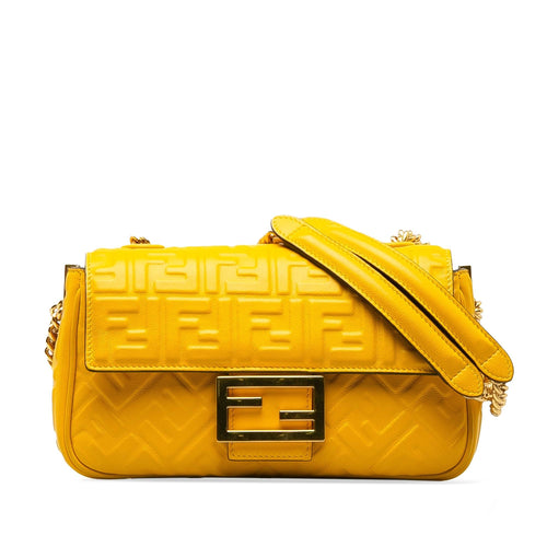 Fendi Zucca Embossed Chain Midi Baguette (SHG-eLWxI9)
