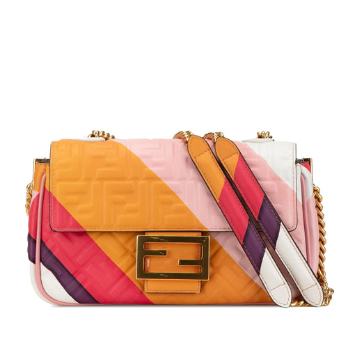 Fendi Zucca Embossed Chain Midi Baguette (SHG-8z8n9N)