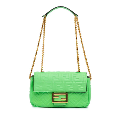 Fendi Zucca Embossed Chain Midi Baguette (SHG-KB1MMj)