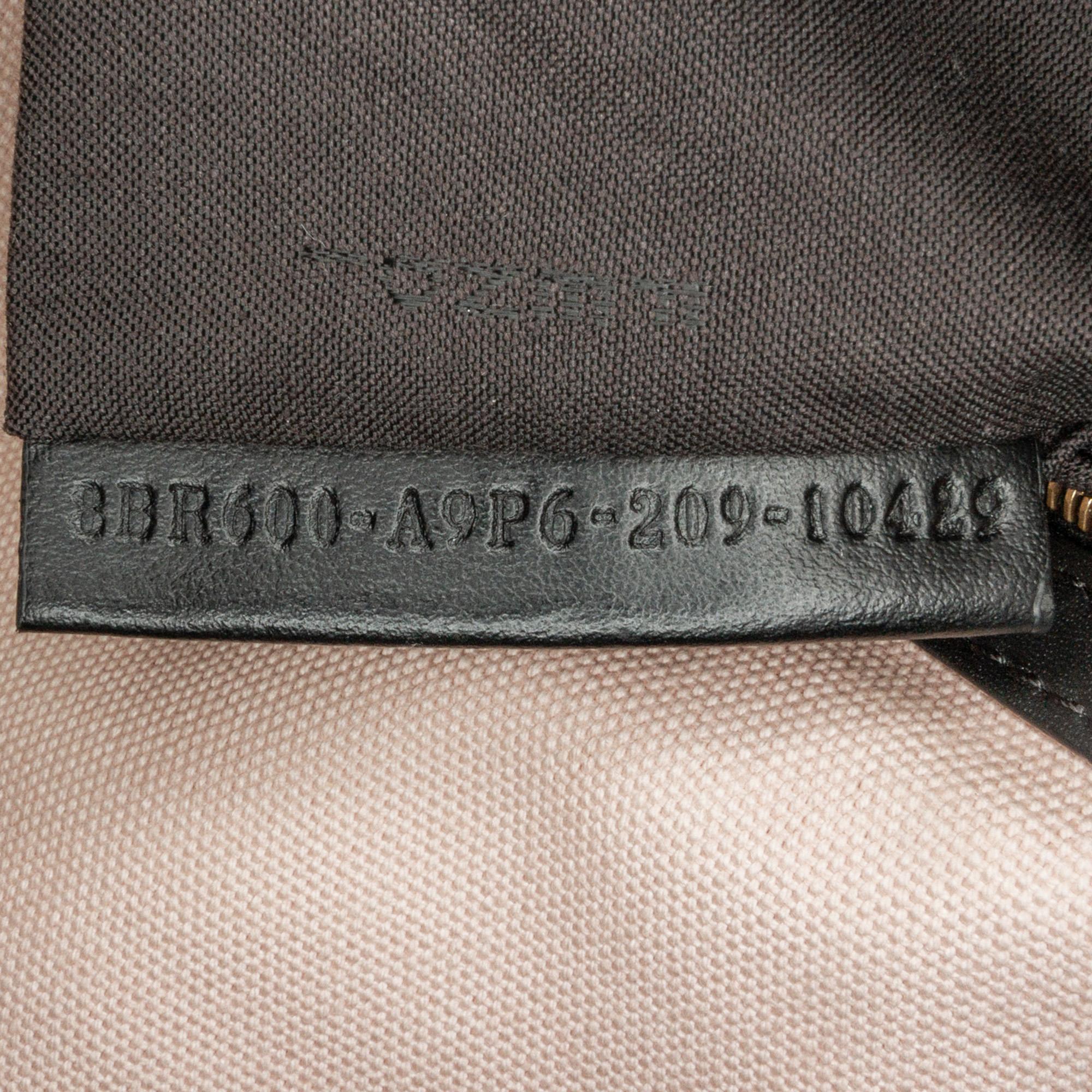 Fendi Zucca Embroidered Baguette Satchel (SHG-5WGn2V)