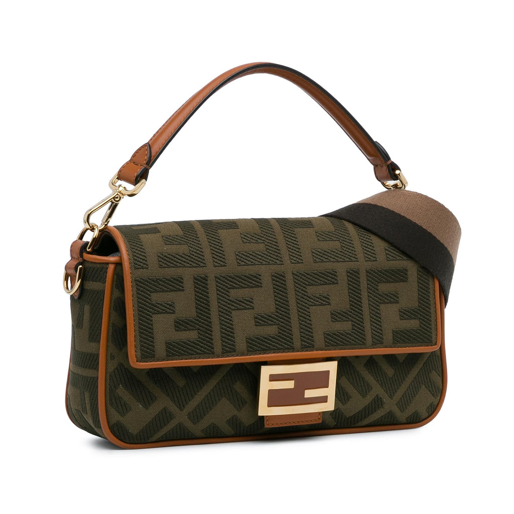 Fendi Zucca Embroidered Baguette Satchel (SHG-DLYg5k)
