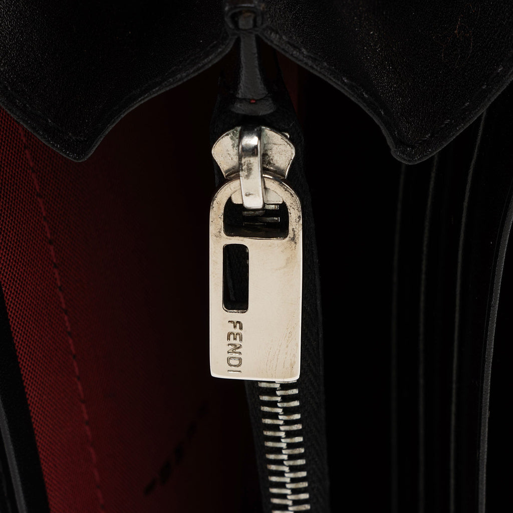 Fendi Zucca Flap Wallet (SHF-8SUa92)