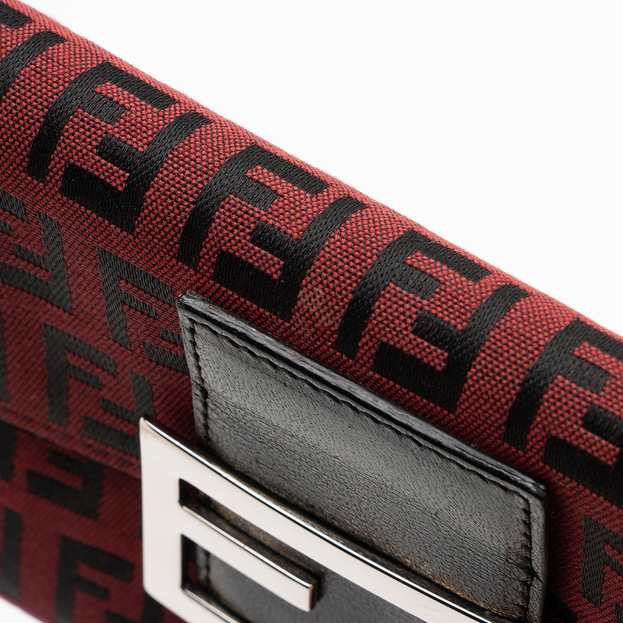 Fendi Zucca Flap Wallet (SHF-8SUa92)