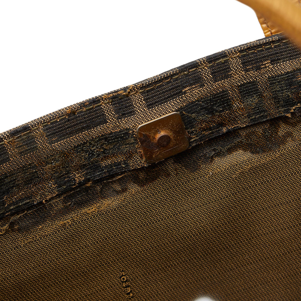 Fendi Zucca Front Pocket Tote (SHG-2HFHzP)