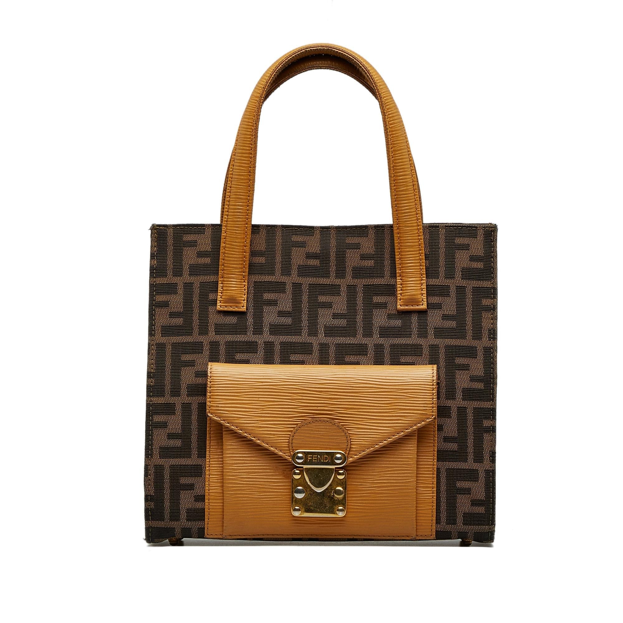 Fendi Zucca Front Pocket Tote (SHG-2HFHzP)