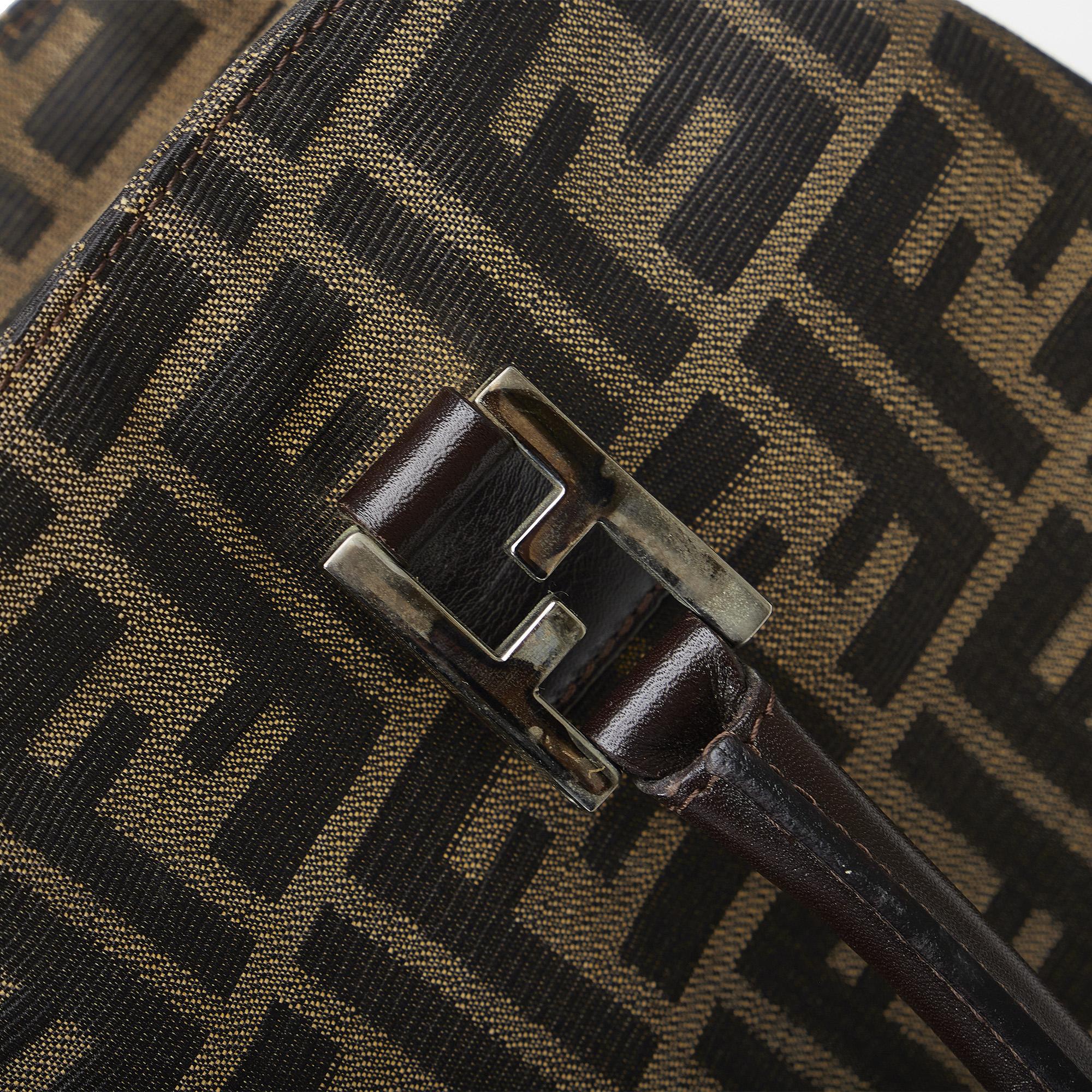 Fendi Zucca Handbag (SHG-idOQs2)