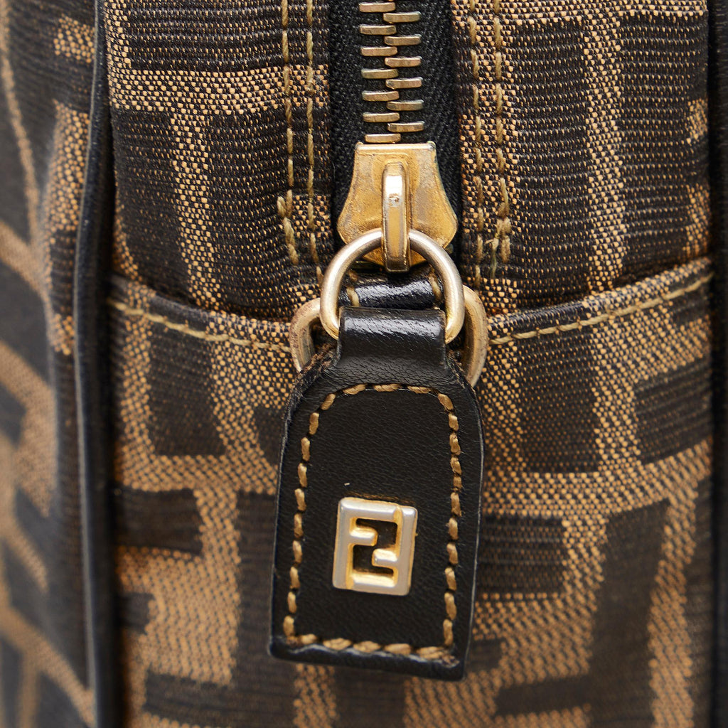 Fendi Zucca Handbag (SHG-BRNRiR)